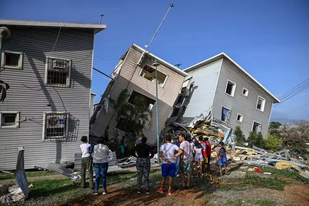 Número de mortos em terremoto na Venezuela sobe para 920; há quase 3 mil feridos