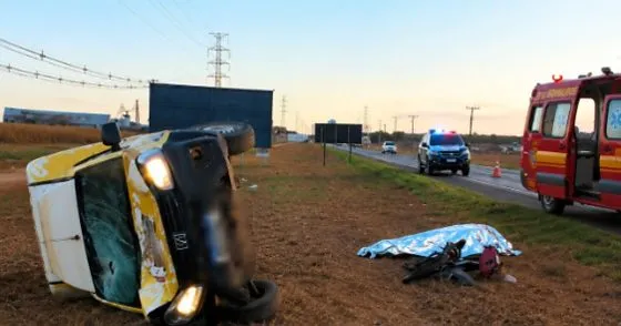 Homem morre após ser atropelado enquanto trafegava de bicicleta elétrica na BR-364 em MT
