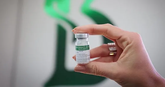 Nova vacina contra a dengue começa neste sábado (17) e pode frear epidemias