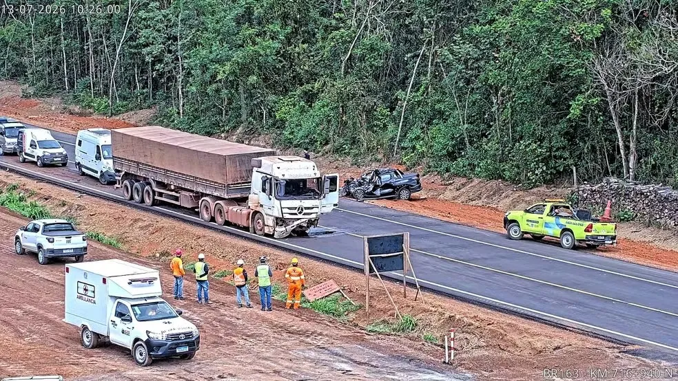 Casal morre em batida entre carreta e carro na BR-163 em Sorriso/MT nesta segunda (13.07)