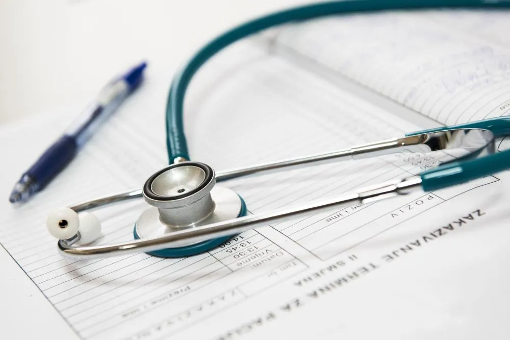 Mais de 100 cursos de Medicina vão ser punidos após avaliação ruim em exame