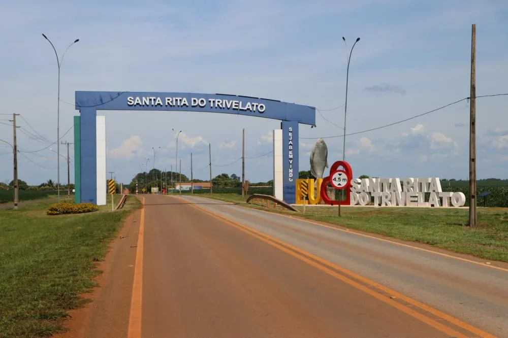 Professora é demitida por abandono de cargo em Santa Rita do Trivelato (MT)