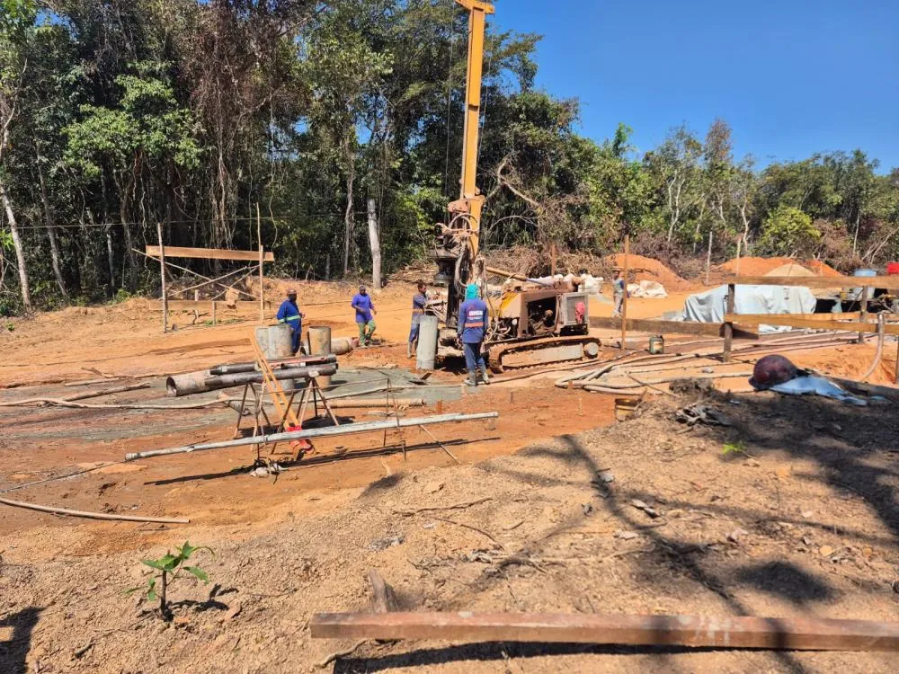 Nova ponte de concreto sobre o rio Teles Pires começa a ser construída entre Trivelato e Paranatinga