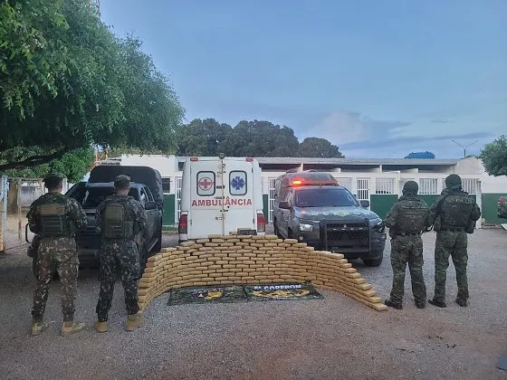 Gefron intercepta ambulância com skunk e causa prejuízo de R$ 828 mil ao tráfico