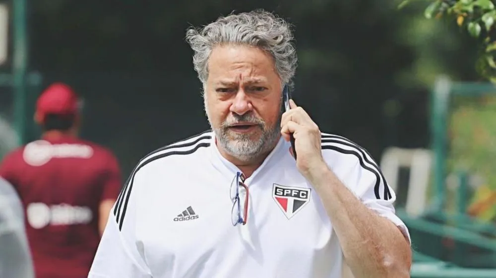 Julio Casares renuncia ao cargo de presidente do São Paulo