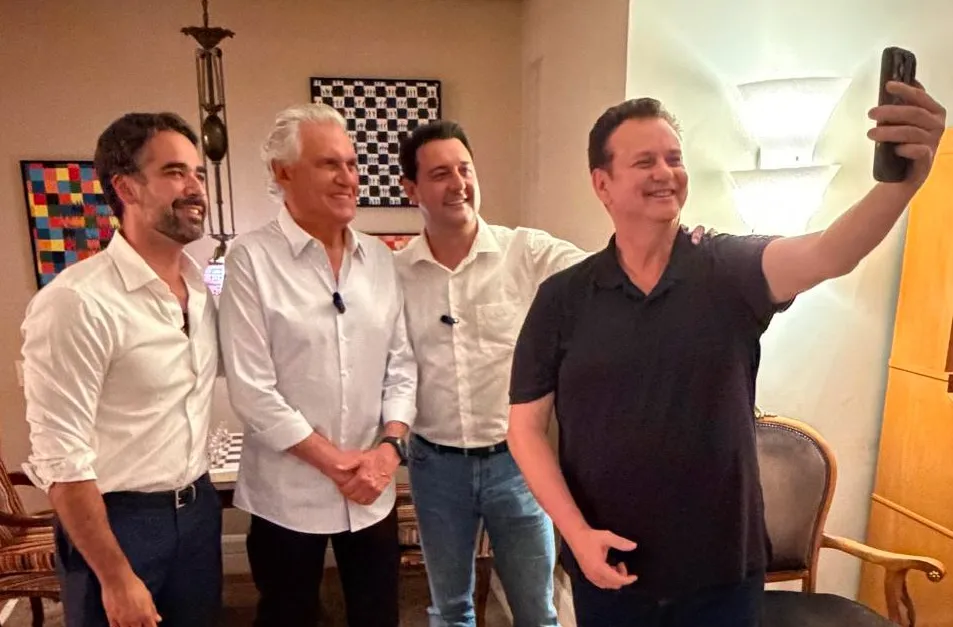 Ronaldo Caiado se filia ao PSD, e agora partido tem três presidenciáveis