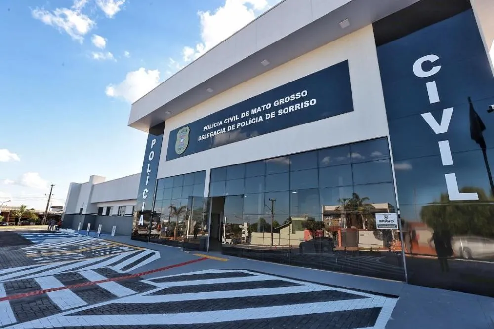 Policial civil é preso suspeito de estuprar mulher sob custódia em delegacia de Sorriso