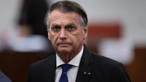 MP Militar pede perda de patente e expulsão de Bolsonaro