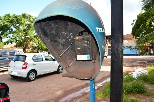 Anatel inicia retirada definitiva de orelhões em todo o Brasil