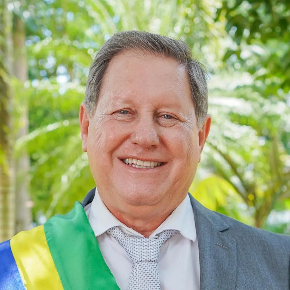Câmara de São José do Rio Claro aprova CPI contra prefeito Levi que pode levar à cassação de mandato 