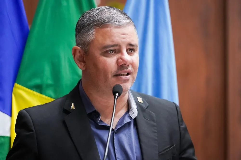 Após a Prefeitura de Mutum registrar mais de 9 mil infrações de trânsito, presidente da Câmara solicita a revisão dos radares e a reabertura da Avenida Mutum