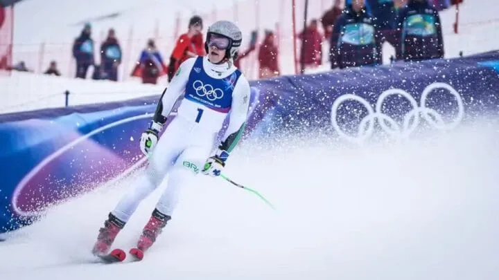 Brasil conquista ouro histórico nos Jogos Olímpicos de Inverno com Lucas Pinheiro