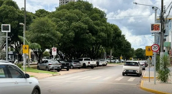 Morador recebe três multas em dois minutos e caso repercute na Câmara de Nova Mutum