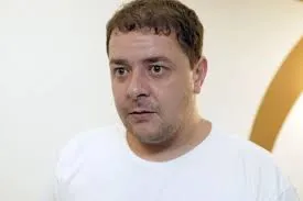 CPMI do INSS aprova quebra de sigilo de Lulinha com briga e confusão