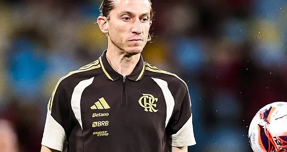 Flamengo demite Filipe Luís após goleada histórica no Carioca