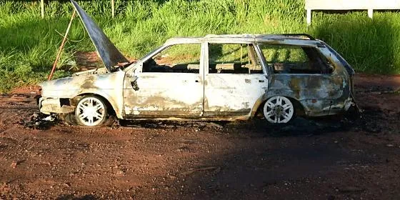 Carro funerário que levava corpo de mulher pega fogo durante translado de Rondonópolis para São Paulo
