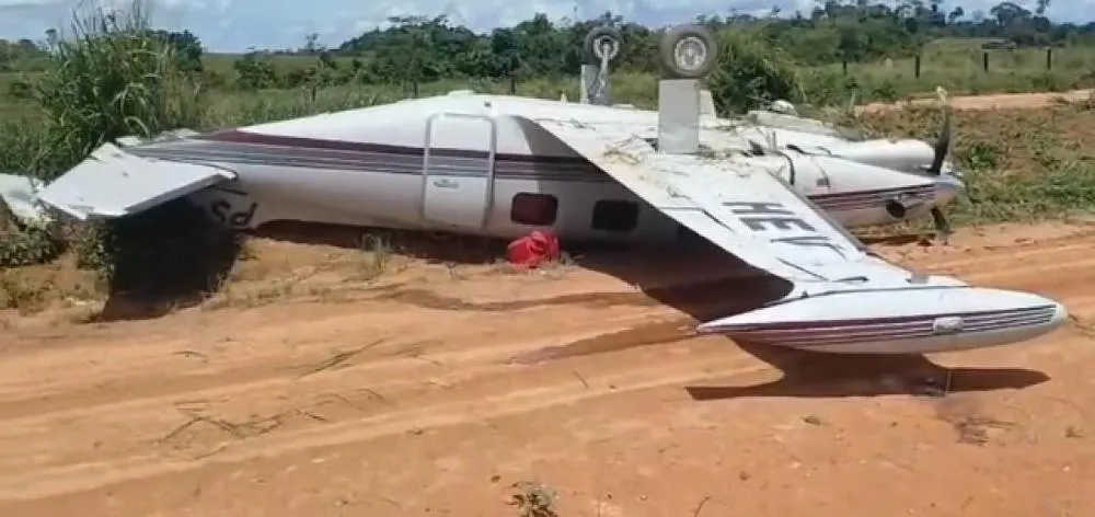  Avião que buscava paciente de UTI cai com médico e enfermeira a bordo em MT