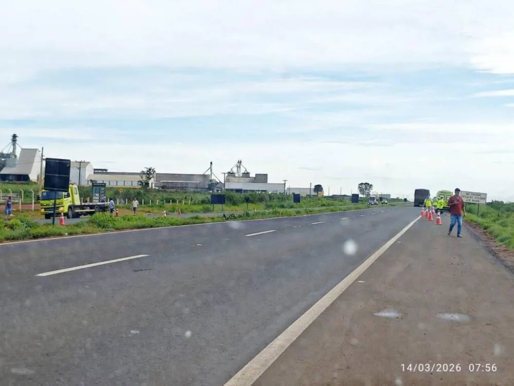 Motociclista morre em colisão com carro na BR-163 em Nova Mutum