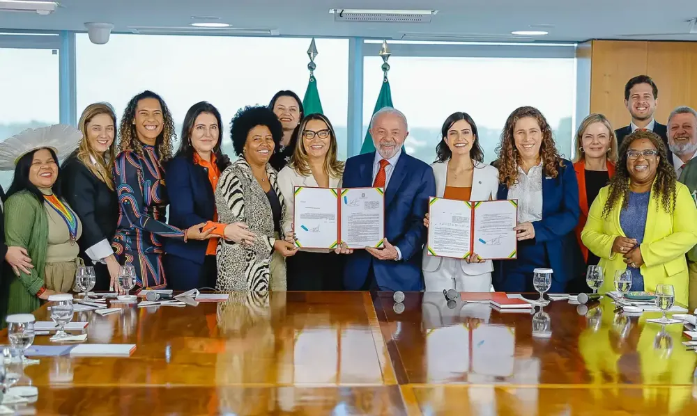 Tornozeleira para agressores e mais medidas de proteção às mulheres são sancionadas pelo Governo Federal