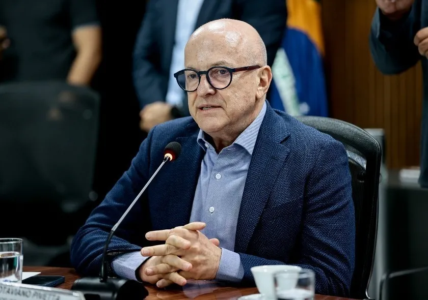 Governador critica uso de dinheiro público para shows e diz ser “veementemente contra”