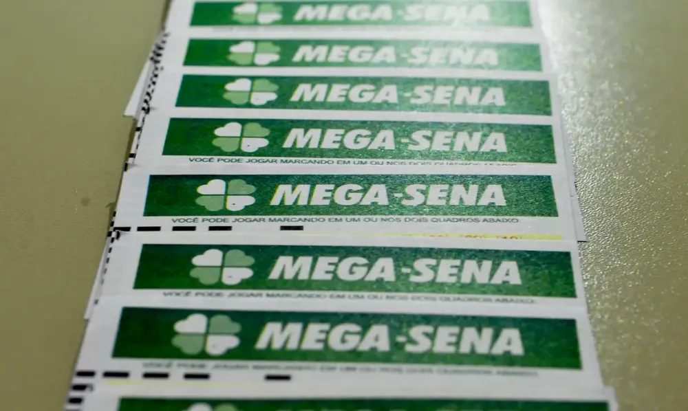 Prêmio da Mega acumula e novo sorteio nesta quinta (30/04) chega à casa dos R$ 130 milhões