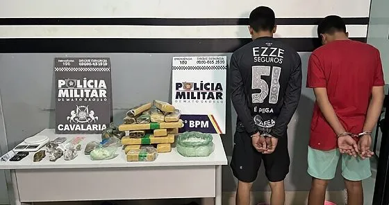 Cavalaria da PM apreende 14 quilos de drogas e desarticula ponto de distribuição em Nova Mutum